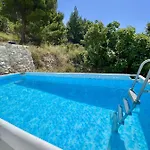 Nadia Apartman *